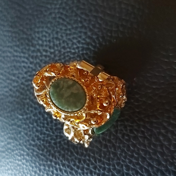 BC Jade Cuff Links - Picture 7 of 9